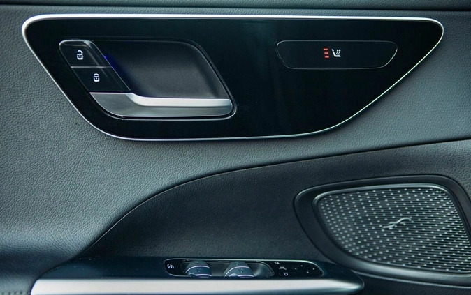 Mercedes-Benz Klasa C cena 209900 przebieg: 13800, rok produkcji 2021 z Kielce małe 497